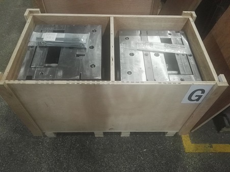 模具